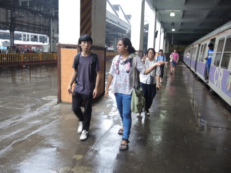 海狗開始在車站進行訪問和錄音